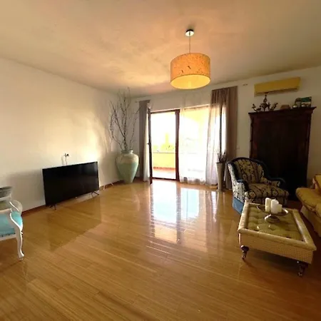Branko Apartment